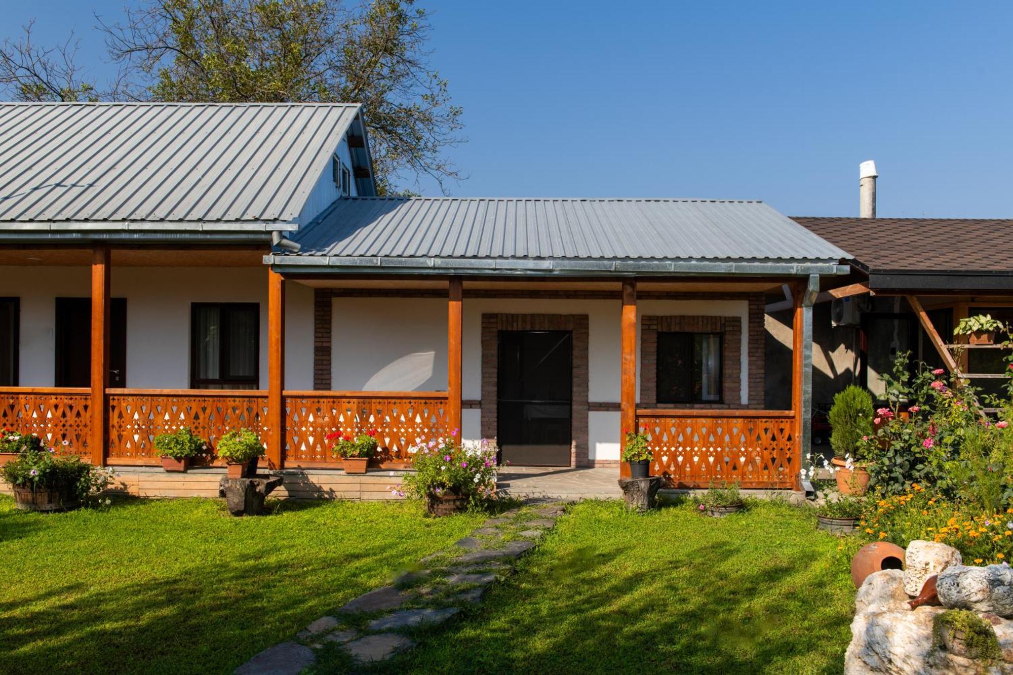 Alvani Inn K'vemo Alvani 外观 照片