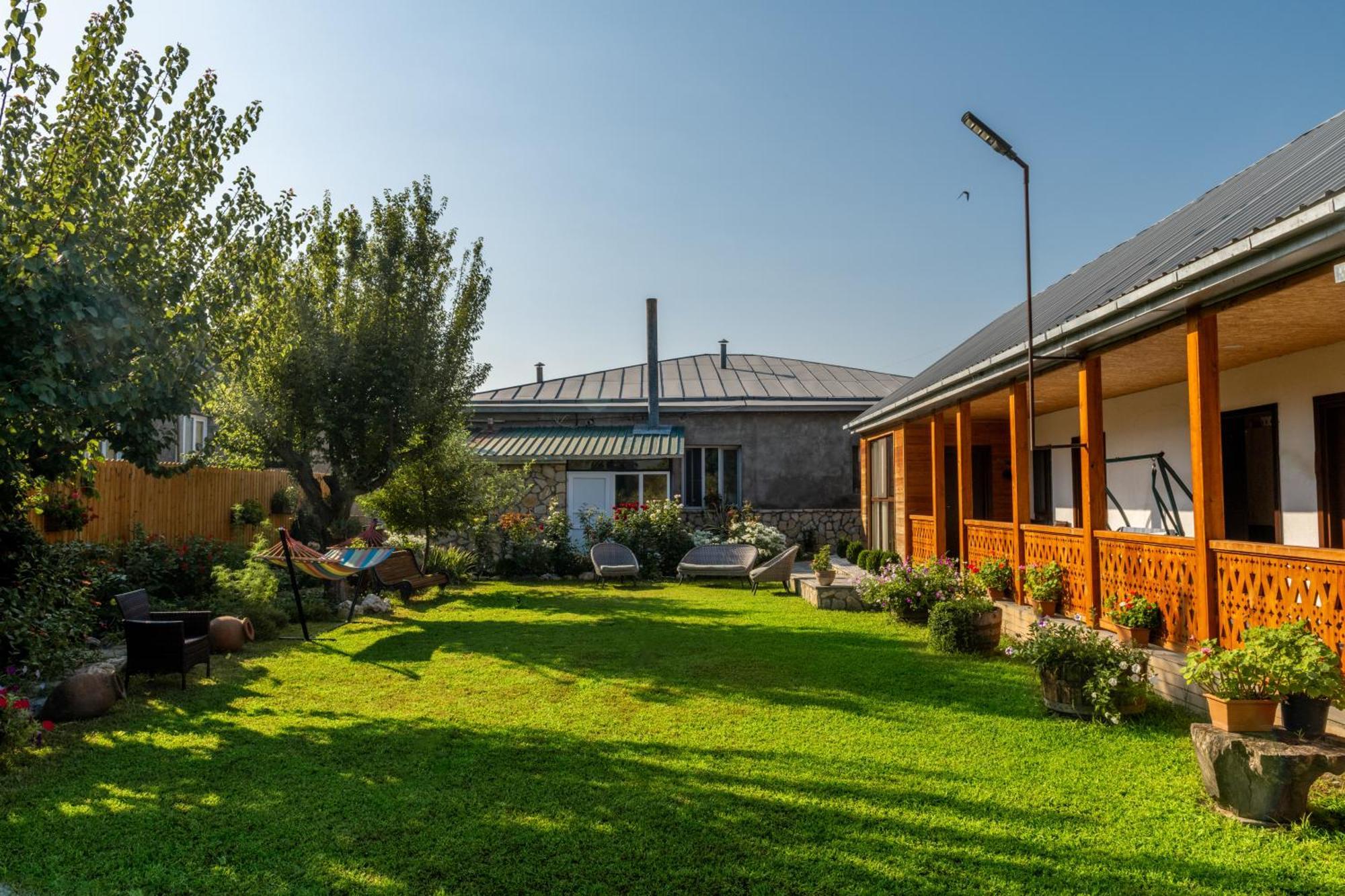 Alvani Inn K'vemo Alvani 外观 照片