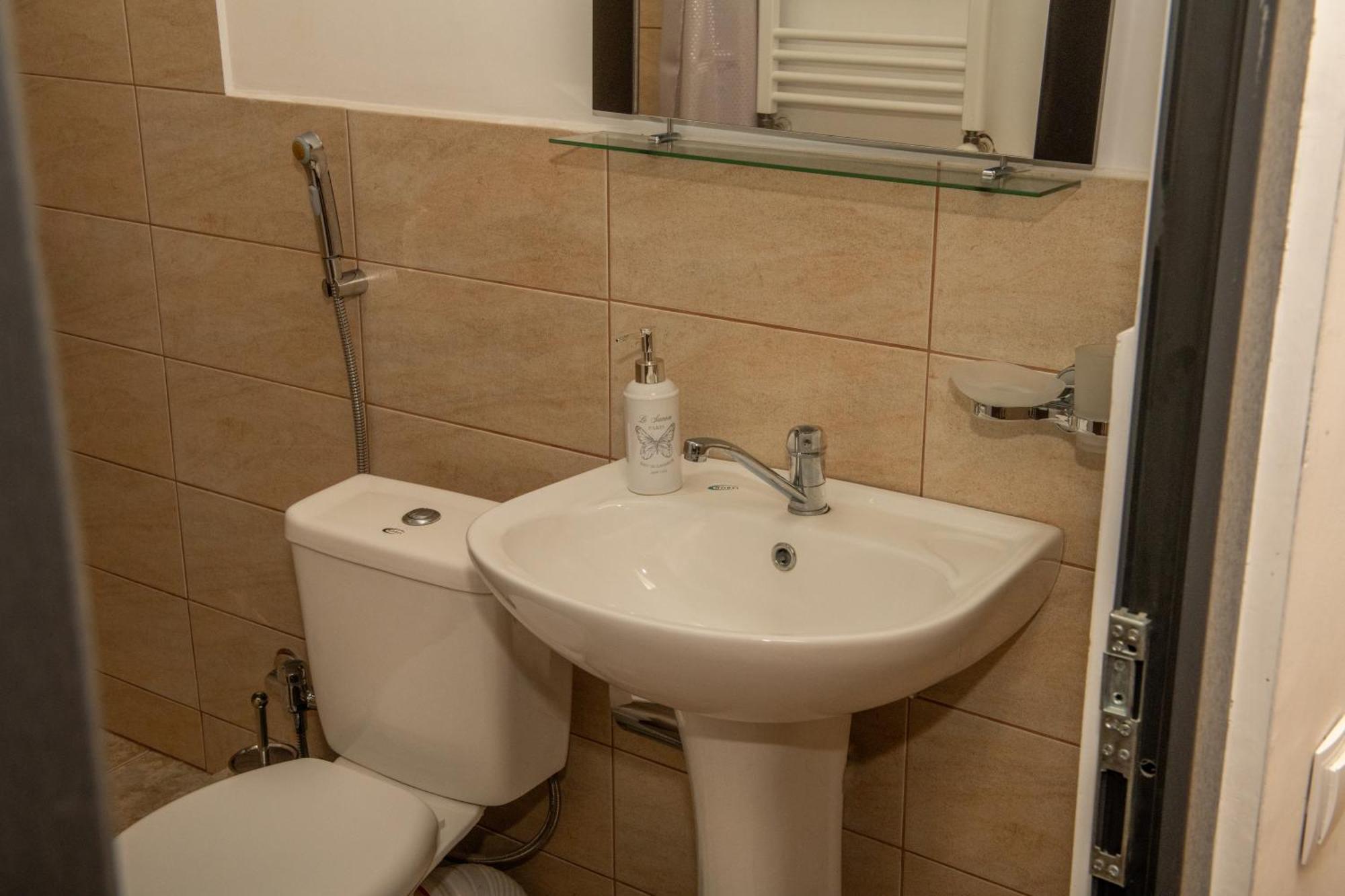 Alvani Inn K'vemo Alvani 外观 照片